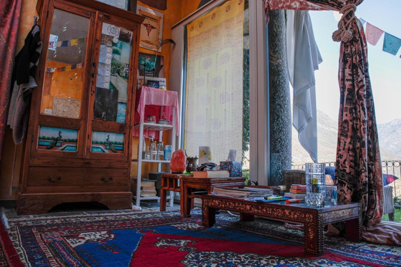 دومودوسولا B&B Villa Moro - Family House المظهر الخارجي الصورة