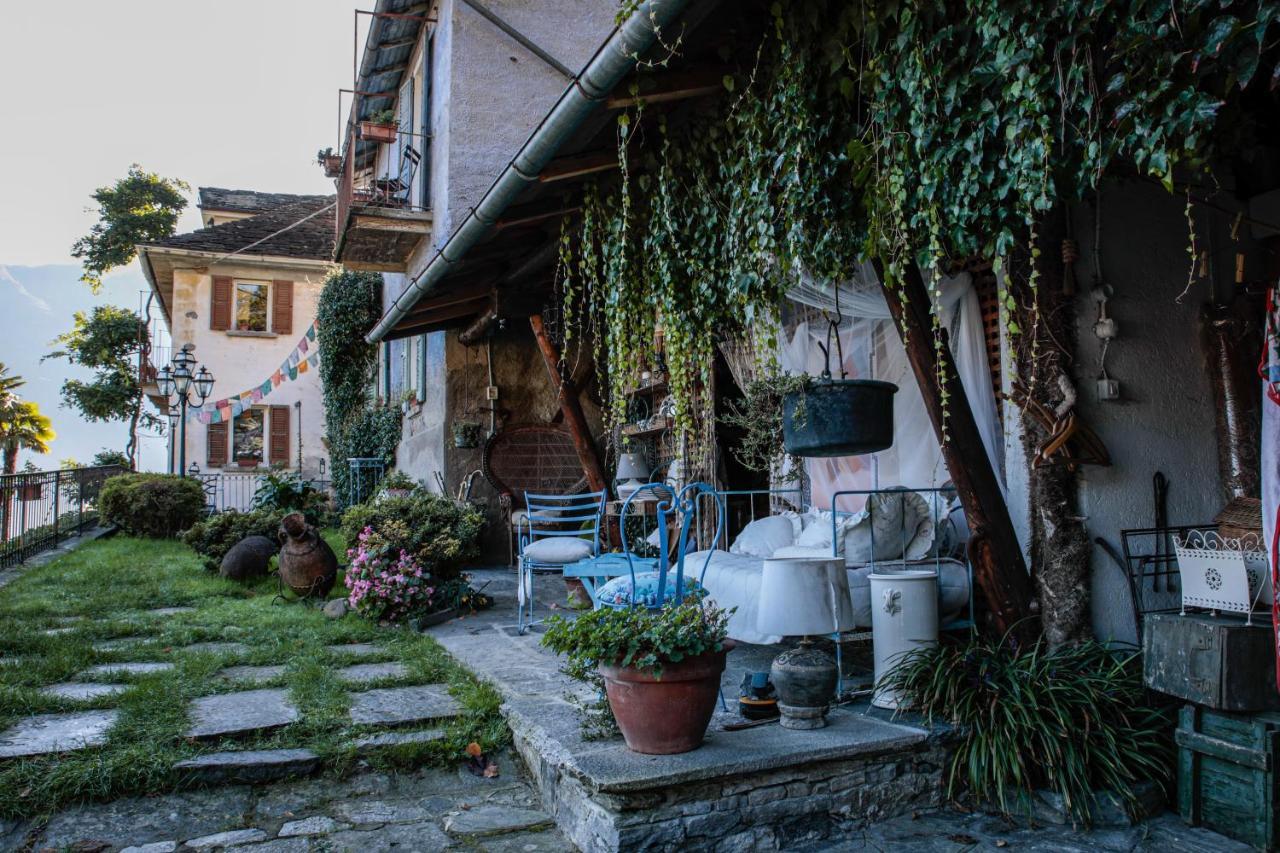 دومودوسولا B&B Villa Moro - Family House المظهر الخارجي الصورة