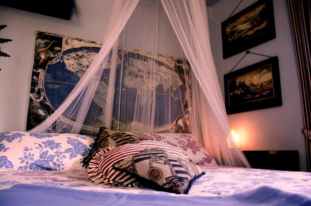 دومودوسولا B&B Villa Moro - Family House الغرفة الصورة